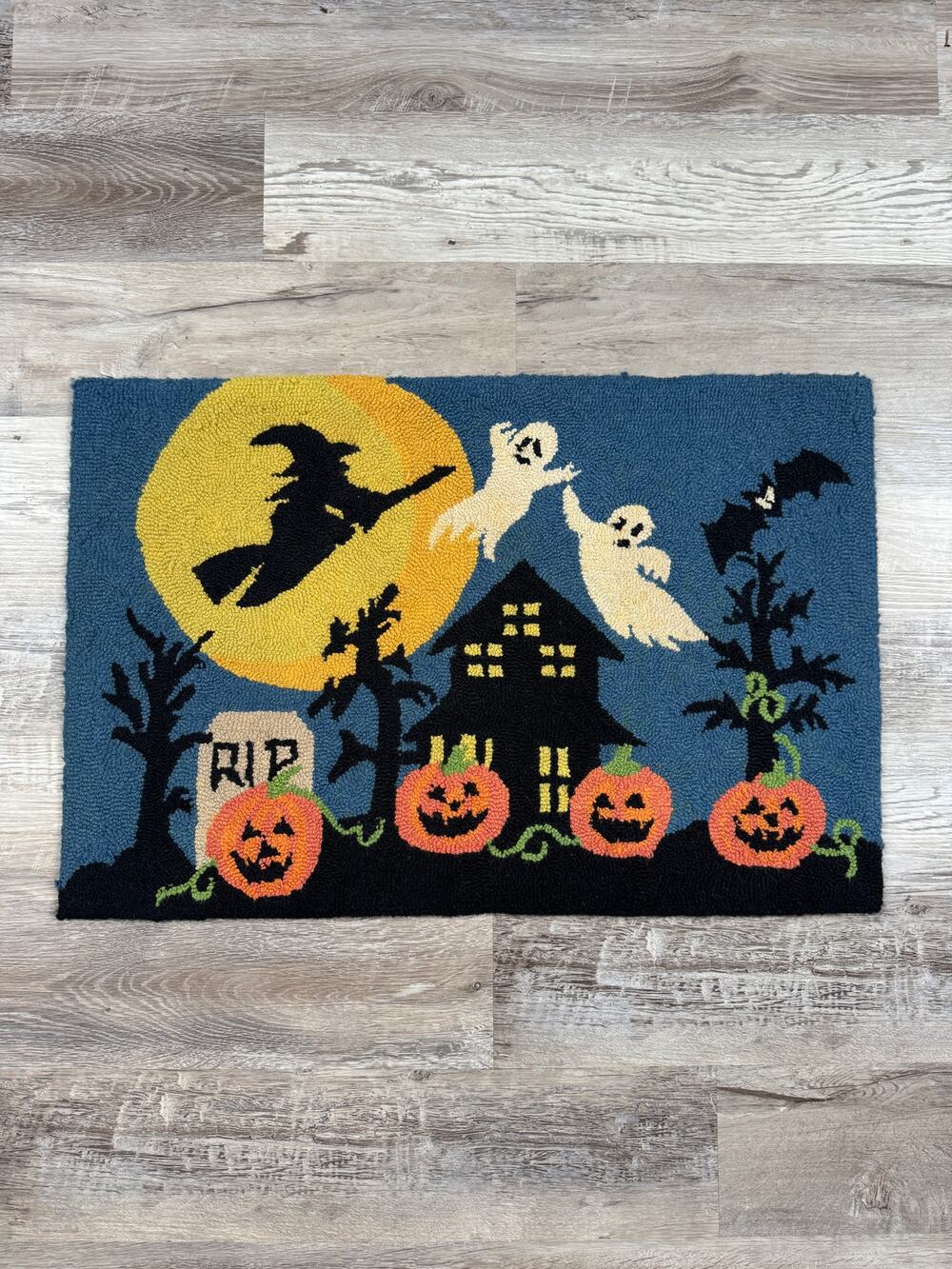 Vintage 80s 90s Halloween Hooked Rug Witch Ghost Pumpkin Haunted House 30x20